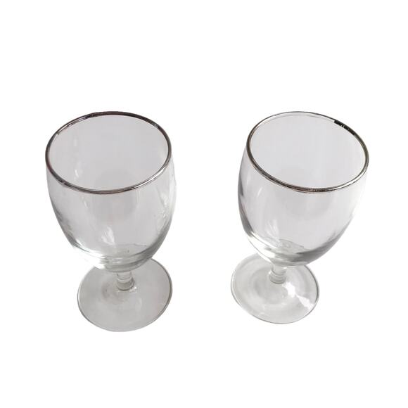 Footed Water Glasses Set of 2 Goblets Silver Rimmed Clear Stemmed Drinking Glass - Picture 8 of 8